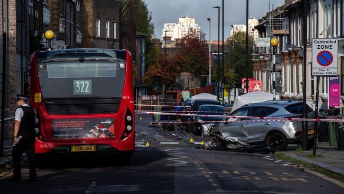 Dor! Begini suasana Usai Tembakan di Railton London, 2 Orang Tewas Suasana setelah dilaporkan terjadinya tembakan di Railton Road, London, Inggris, Senin (31/10/2022).