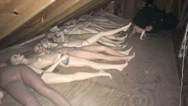 Deretan Foto Menyeramkan Saat Netizen Pindah ke Rumah Baru