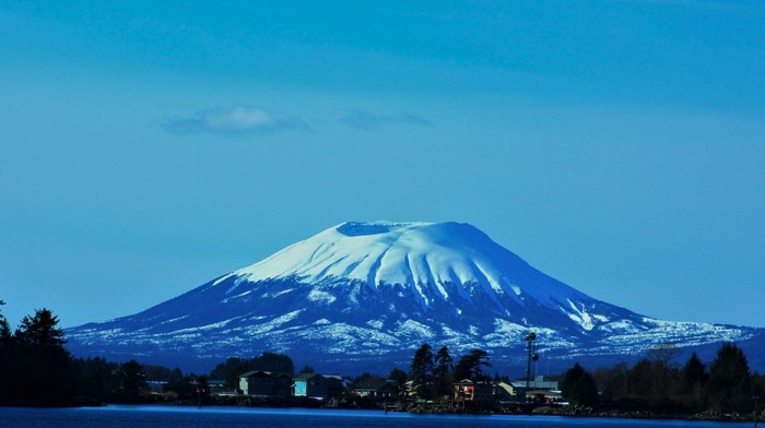 Gunung Edgecumbe