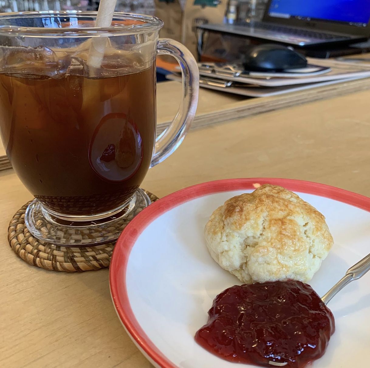 Itaewon Dipenuhi Kafe Hits, Menunya Donat hingga Pancake