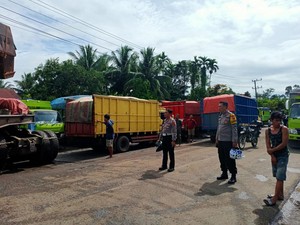 Jalinsum di Jambi Sempat Macet gegara Truk Batubara Rusak