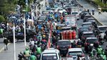 Duh, Jalur Sepeda Peninggalan Anies Jadi Tempat Ngetem Bajaj