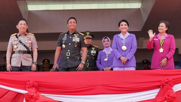 Kapolri dan Panglima TNI hadiri wisuda taruna di Magelang