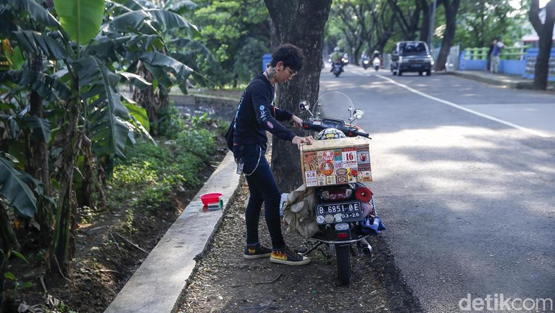 Kopi Motoran, menyajikan suasana dan sensasi baru bagi Anda untuk menikmati secangkir kopi. Penasaran?