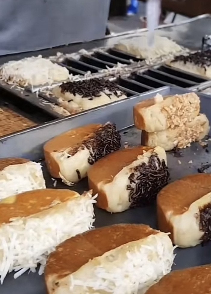 Kue pukis Kue pukis enak di Jakarta dan Tangerang