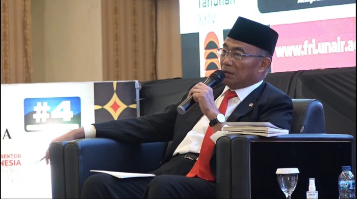 Menko PMK jawab soal lulusan keguruan pilih kerja di pertambangan