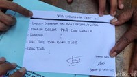 Saat ini warga sangat membutuhkan sumbangan berupa logistik, pakaian dalam pria/wanita, alat tulis, dan bantuan berupa tunai.