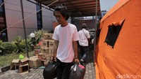 Seperti diketahui, kebakaran di Jalan Kebayoran Lama, Jakbar, yang terjadi kemarin menghangsukan 40 lapak, 13 pintu kontrakan beserta 6 rumah permanen.