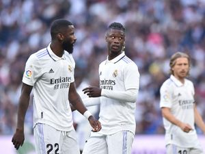 Real Madrid Mulai Kehabisan Bensin