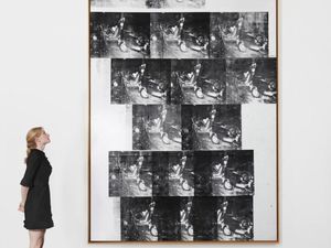 Rekor! Lukisan Kecelakaan Mobil Monumental Warhol Laku Rp 1,3 T