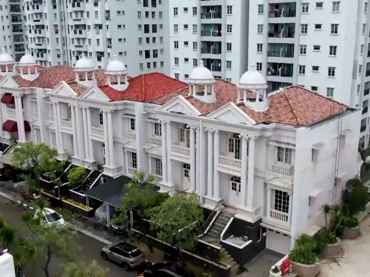 9 Foto Rumah Sosialita Indonesia di Atas Mall, Mewah Bergaya Eropa