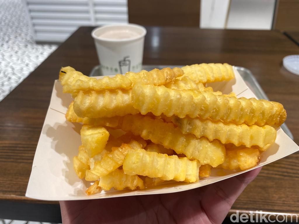 Shake Shack : Cobain Burger Hits dari New York di Singapura