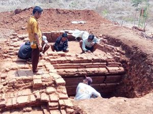 Candi Bata di KIT Batang, Kades Cerita Soal Permukiman Kuno yang Maju