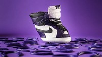 Sneakers kuda VisitLex ini akan dilelang di Sneaker Ball, acara penggalangan dana untuk amal di Kentucky tengah, pada 12 November mendatang. Untuk pelanggan yang berharap melengkapi kuda mereka dengan sepatu ini bisa memesannya di Horse Kicks. Harga jualnya mulai dari sekitar US$ 1.200 atau sekitar Rp 18 juta, tergantung pada kerumitan desain. Foto: Dok. VisitLEX