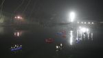Usai Itaewon, 81 Orang Tewas Akibat Jembatan Gantung Ambruk di India