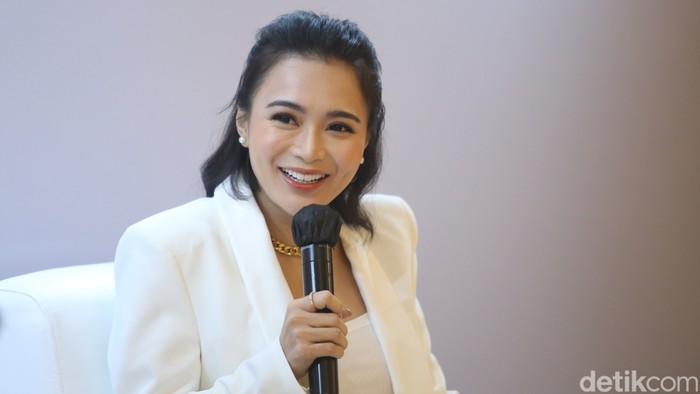 Wika Salim tampil bugar dan sehat, punya body goals ternyata ini resepnya.