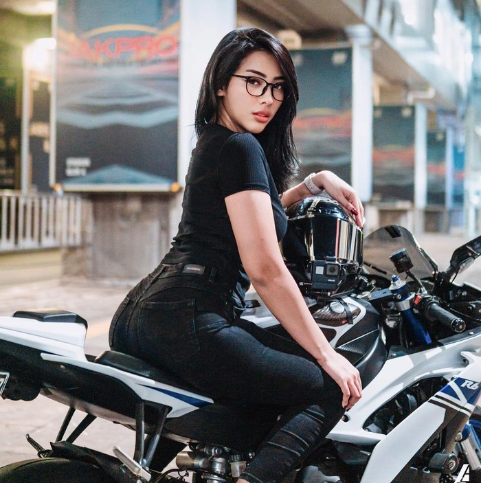 angela lorenza angela lorenza