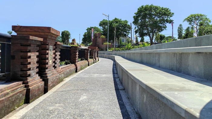 Berdasarkan informasi yang didapatkan detikBali di lokasi, bahwa Embung Sanur diresmikan guna mengejar perhelatan KTT G20 pada pertengah November 2022 mendatang. Setelah itu baru nantinya akan dibuka dan bisa dikunjungi oleh publik. Foto: I Wayan Sui Suadnyana