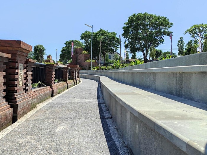 Berdasarkan informasi yang didapatkan detikBali di lokasi, bahwa Embung Sanur diresmikan guna mengejar perhelatan KTT G20 pada pertengah November 2022 mendatang. Setelah itu baru nantinya akan dibuka dan bisa dikunjungi oleh publik. Foto: I Wayan Sui Suadnyana