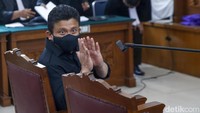 Ferdy Sambo didakwa melakukan pembunuhan berencana terhadap Brigadir Nofriansyah Yosua Hutabarat.