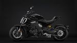 Potret Ducati Diavel V4: Tongkrongan Auto Ganteng, Bisa Parkir di Depan Mall