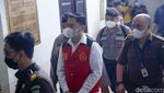 Ekspresi Arif Rachman Arifin saat Jaksa Minta Eksepsinya Ditolak