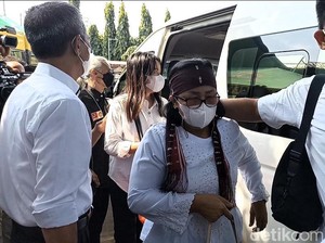 Momen Keluarga Yosua Tiba di PN Jaksel, Jadi Saksi Sidang Sambo-Putri