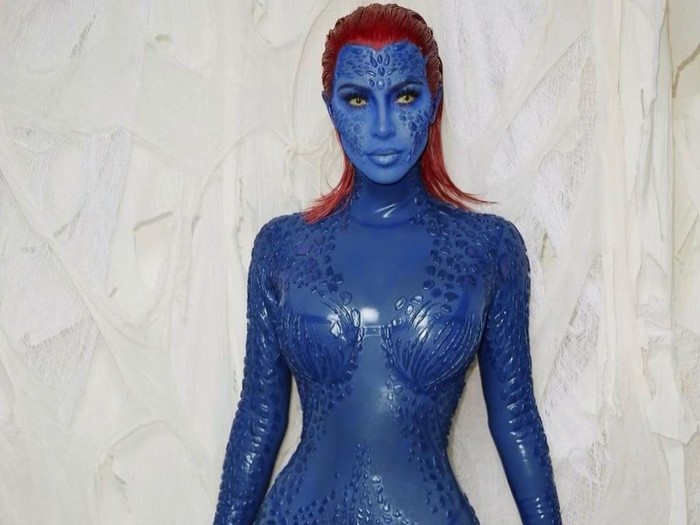 Kim Kardashian Halloween 2022 Kim Kardashian Halloween 2022