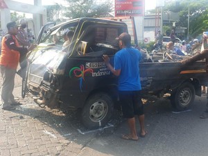 Adu Banteng Pikap dan Dua Motor di Mojokerto, 1 Pelajar Tewas