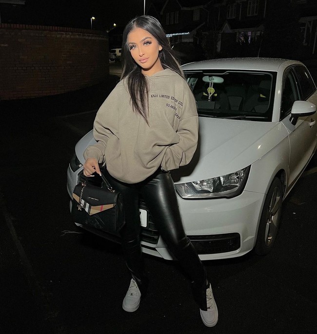 Jumlah followers TikTok Mahek Bukhari saat ini mencapai 129 ribuan. Foto: Instagram