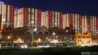 Selain memiliki kawasan La Riviera, PIK2 juga memiliki sejumlah lokasi yang cocok untuk dijadikan tempat wisata. Dua di antaranya yaitu Greenbelt dan Pantai Pasir Putih PIK2.