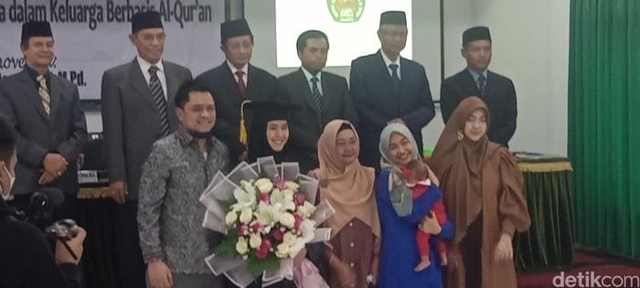 Oki Setiana dewi