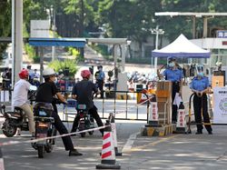 Suasana Mencekam Pabrik iPhone Kena Wabah COVID-19