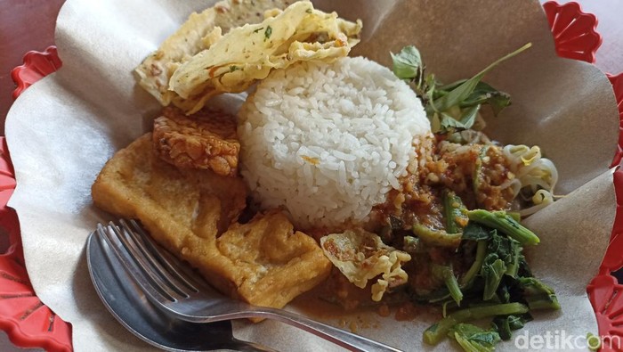 Pecel goceng Blitar ala K-Pop