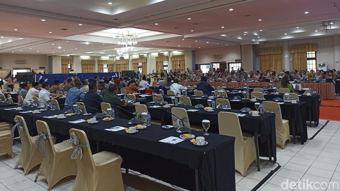 Pemprov dan DPRD DKI Rapat Bahas Anggaran 2023 di Bogor.