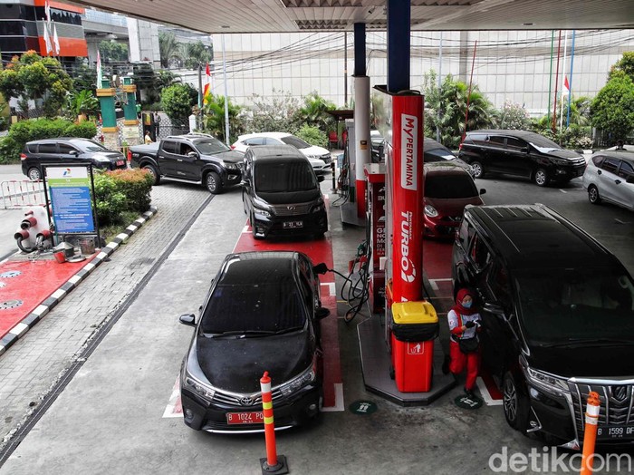 Resmi Naik, Ini Daftar Harga Pertamax Turbo Hingga Pertalite 3 Desember 2022