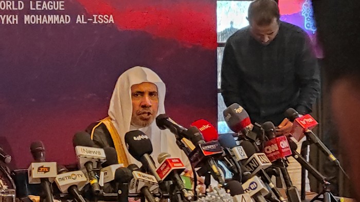 Sekjen Muslim World League Muhammad bin Abdul Karim Al-Issa saat konferensi pers R20 di The Nusa Dua, Kecamatan Kuta Selatan, Kabupaten Badung, Bali, Selasa (1/11/2022). (I Wayan Sui Suadnyana/detikBali)