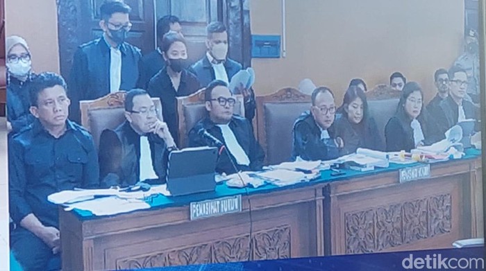 Sidang Ferdy Sambo yang menghadirkan saksi ayah dan ibu Yosua
