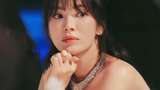 Ketika Song Hye Kyo dan Aktor Park Sung Hoon Pamer Kemesraan