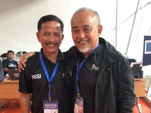 Cerita Syamsuddin Umar Si Pelatih Ayam Sayur Bawa PSM Makassar Juara 2 Kali