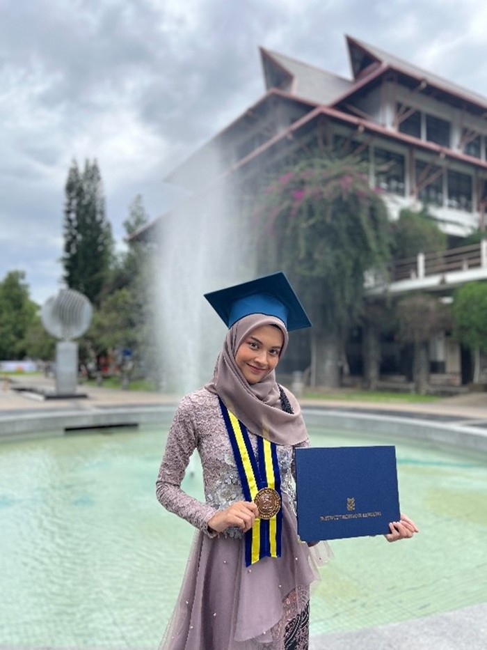 Vinka Amalia, Wisudawan IPK Tertinggi ITB