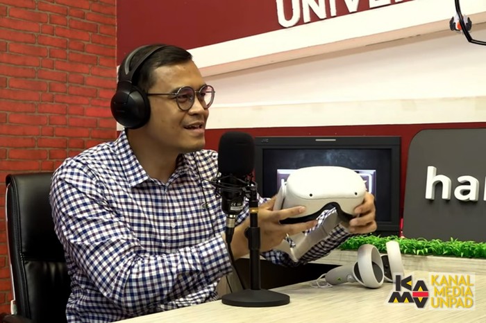 Dosen Unpad mengembangkan teknologi VR untuk mengatasi rasa takut penderita fobia.