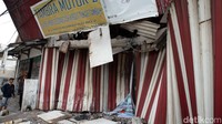 Bus Hiba Utama juga telah dievakuasi.