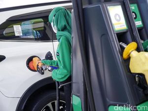 Harga BBM Banyak yang Naik, Biaya Isi Full Tank Mobil Jadi Segini
