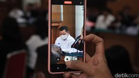 Sidang Kuat Maruf dan Ricky Rizal dipimpin Ketua majelis hakim, Wahyu Imam Santosa.