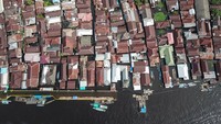 Foto udara sejumlah permukiman warga yang terendam banjir di kawasan Objek Wisata Kampung Sega, Pangkalan Bun, Kotawaringin Barat, Kalimantan Tengah, Selasa (1/11/2022).