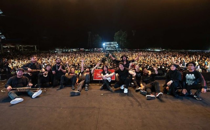 Dewa Batal Konser, Ini 10 Momen Ahmad Dhani Makan Bareng Pejabat
