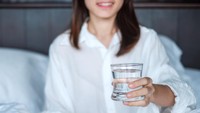 Biar Kebutuhan Air Seharian Tercukupi, Harus Minum Berapa Gelas saat Sahur?