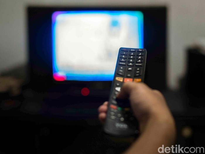 Ilustrasi remot TV, TV Digital, TV Analog, remote TV,