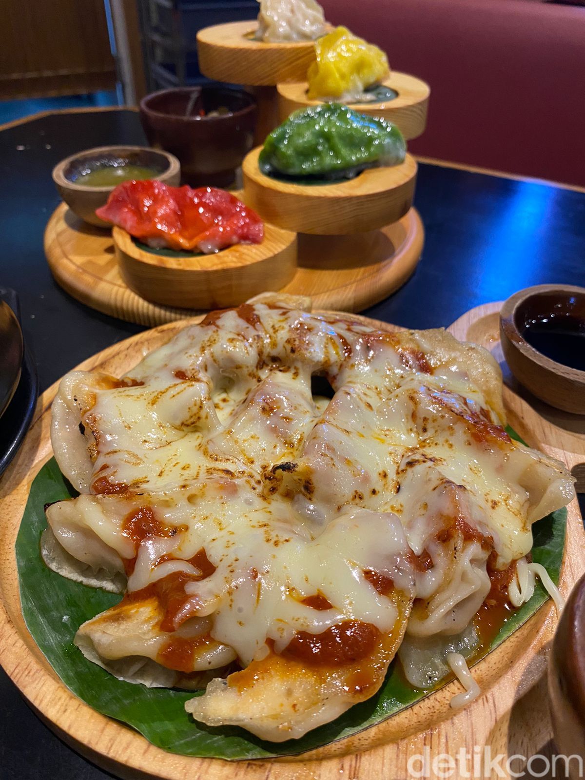Izuka Gyoza, restoran gyoza dengan menu autentik dan fusion.